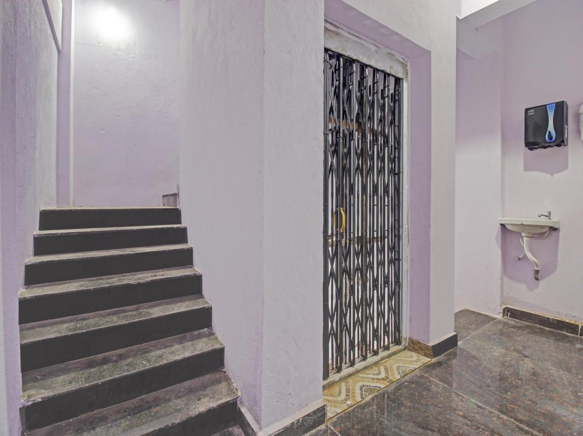 Hotel O Royal Stay Haidar Sahibguda Екстериор снимка