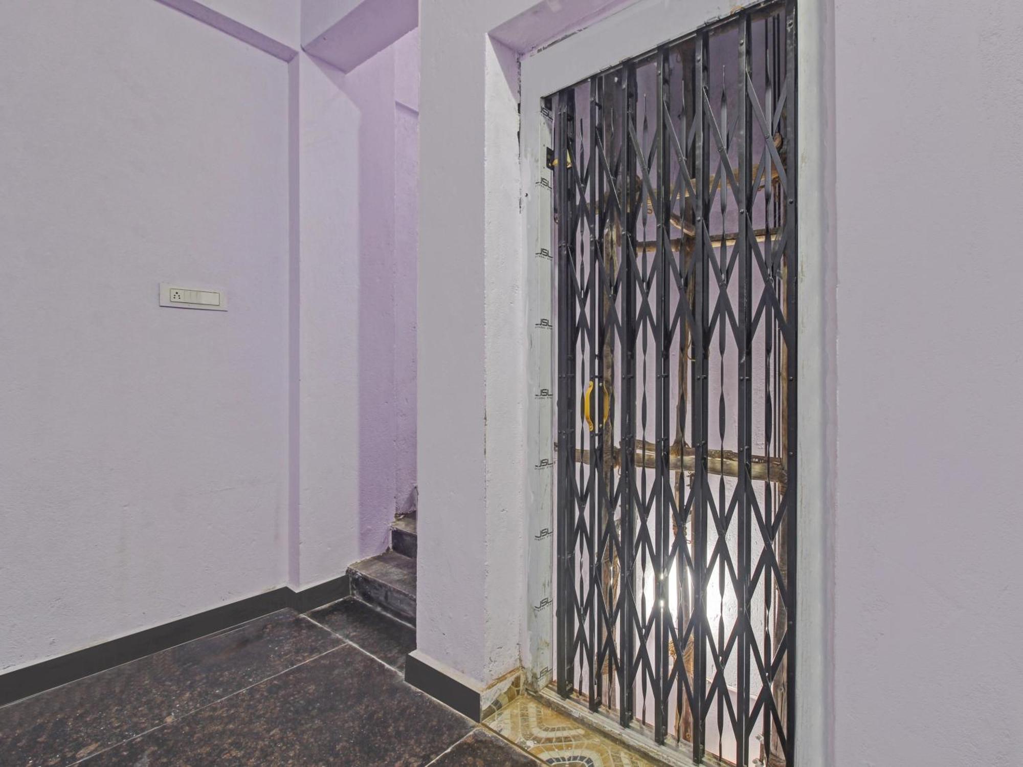 Hotel O Royal Stay Haidar Sahibguda Екстериор снимка