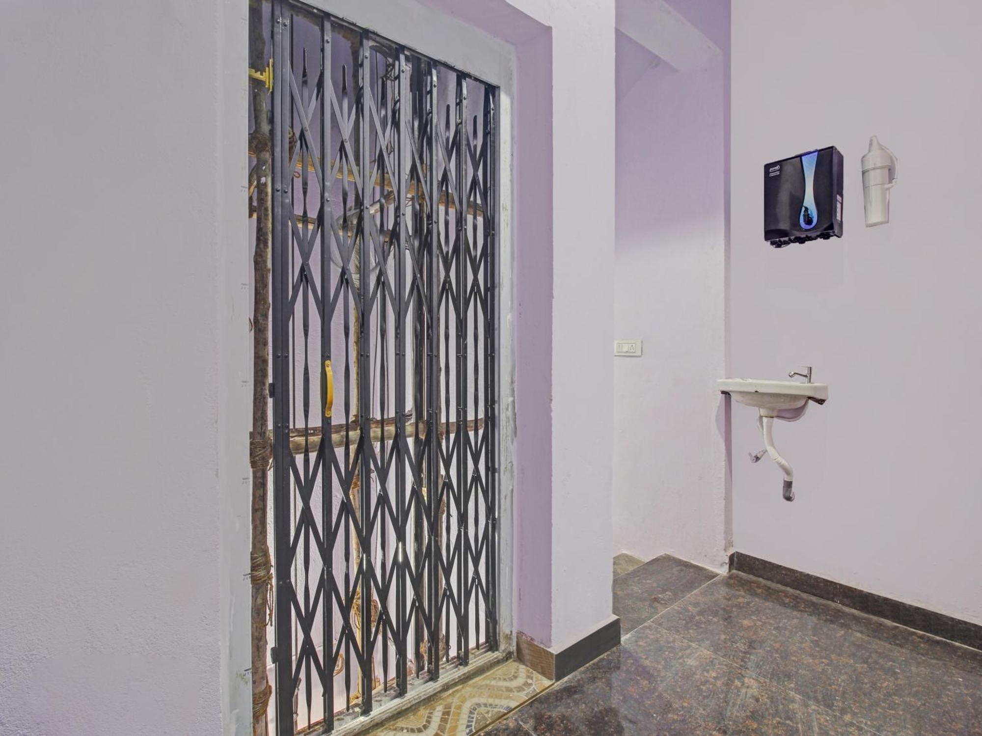 Hotel O Royal Stay Haidar Sahibguda Екстериор снимка